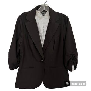 Torrid stretch ruched sleeve blazer, 0X